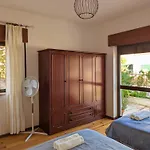 빌라 Terraco 26 - 8br Sleeps 22, Garden & Terrace, Near Lisbon & Beaches Sobreda