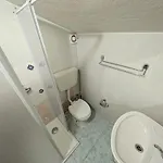 Terraco 26 - 8br Sleeps 22, Garden & Terrace, Near Lisbon & Beaches Sobreda
