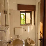 Terraco 26 - 8br Sleeps 22, Garden & Terrace, Near Lisbon & Beaches Villa Sobreda