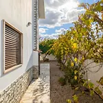Terraco 26 - 8br Sleeps 22, Garden & Terrace, Near Lisbon & Beaches 빌라 *
