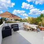 Terraço 26 - 8br Sleeps 22, Garden&terrace, Near Lisbon&beaches