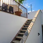 Terraço 26 - 8br Sleeps 22, Garden&terrace, Near Lisbon&beaches *