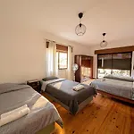 Terraço 26 - 8br Sleeps 22, Garden&terrace, Near Lisbon&beaches