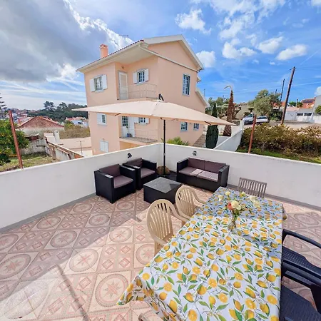 Villa Terraco 26 - 8br Sleeps 22, Garden & Terrace, Near Lisbon & Beaches