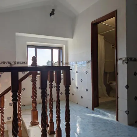 Villa Terraco 26 - 8br Sleeps 22, Garden & Terrace, Near Lisbon & Beaches *