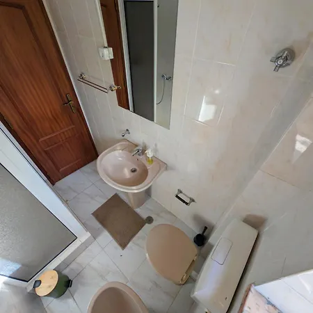 Terraco 26 - 8br Sleeps 22, Garden & Terrace, Near Lisbon & Beaches *