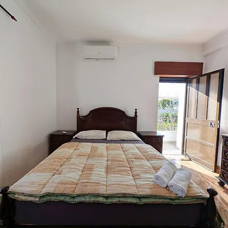 别墅 Terraco 26 - 8br Sleeps 22, Garden & Terrace, Near Lisbon & Beaches