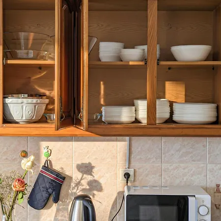 Villa Terraco 26 - 8br Sleeps 22, Garden & Terrace, Near Lisbon & Beaches
