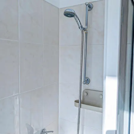 Terraco 26 - 8br Sleeps 22, Garden & Terrace, Near Lisbon & Beaches Villa Sobreda