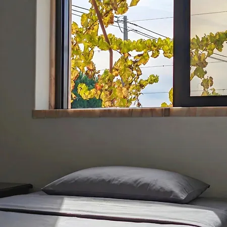 Terraço 26 - 8BR Villa Sleeps 22, Garden&Terrace, Near Lisbon&Beaches