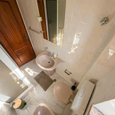 Terraco 26 - 8br Sleeps 22, Garden & Terrace, Near Lisbon & Beaches Villa *