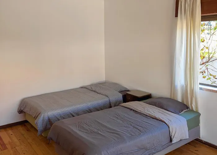 别墅 Terraco 26 - 8br Sleeps 22, Garden & Terrace, Near Lisbon & Beaches Sobreda