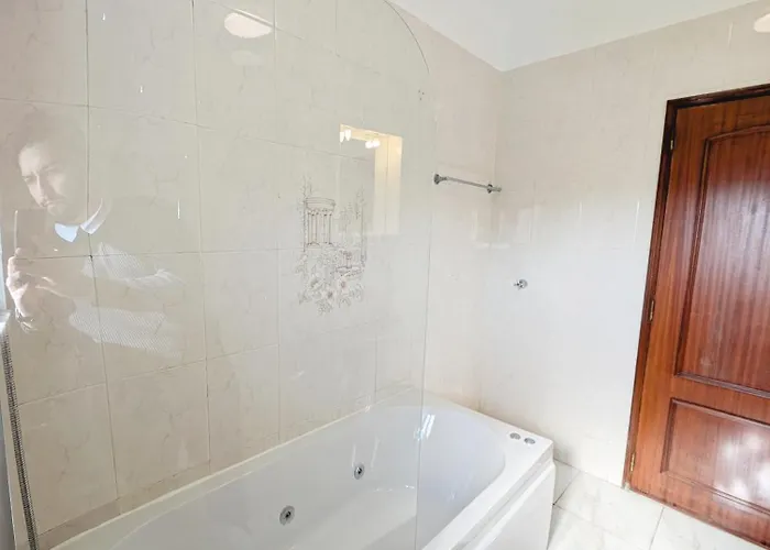 别墅 Terraco 26 - 8br Sleeps 22, Garden & Terrace, Near Lisbon & Beaches *