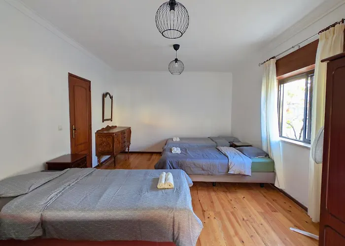 别墅 Terraco 26 - 8br Sleeps 22, Garden & Terrace, Near Lisbon & Beaches