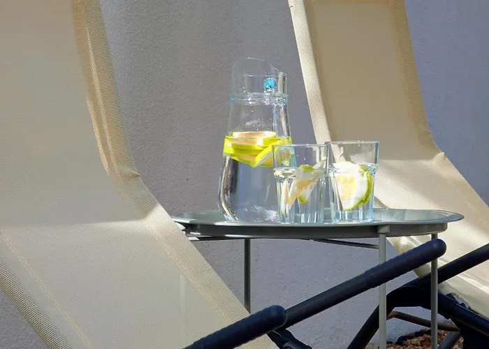 别墅 Terraco 26 - 8br Sleeps 22, Garden & Terrace, Near Lisbon & Beaches Sobreda