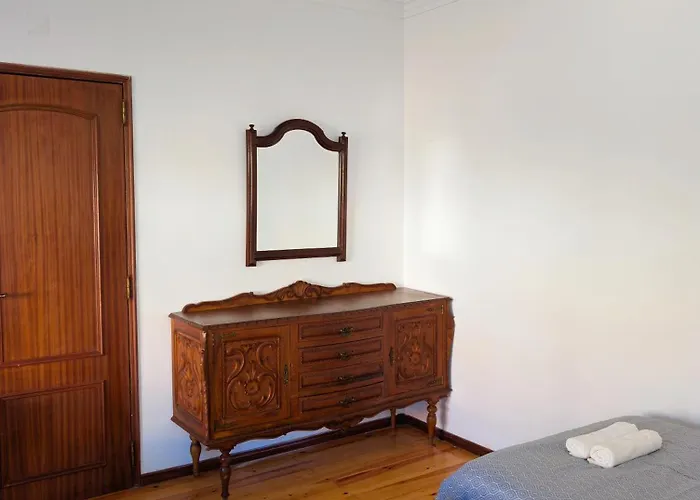 别墅 Terraco 26 - 8br Sleeps 22, Garden & Terrace, Near Lisbon & Beaches Sobreda